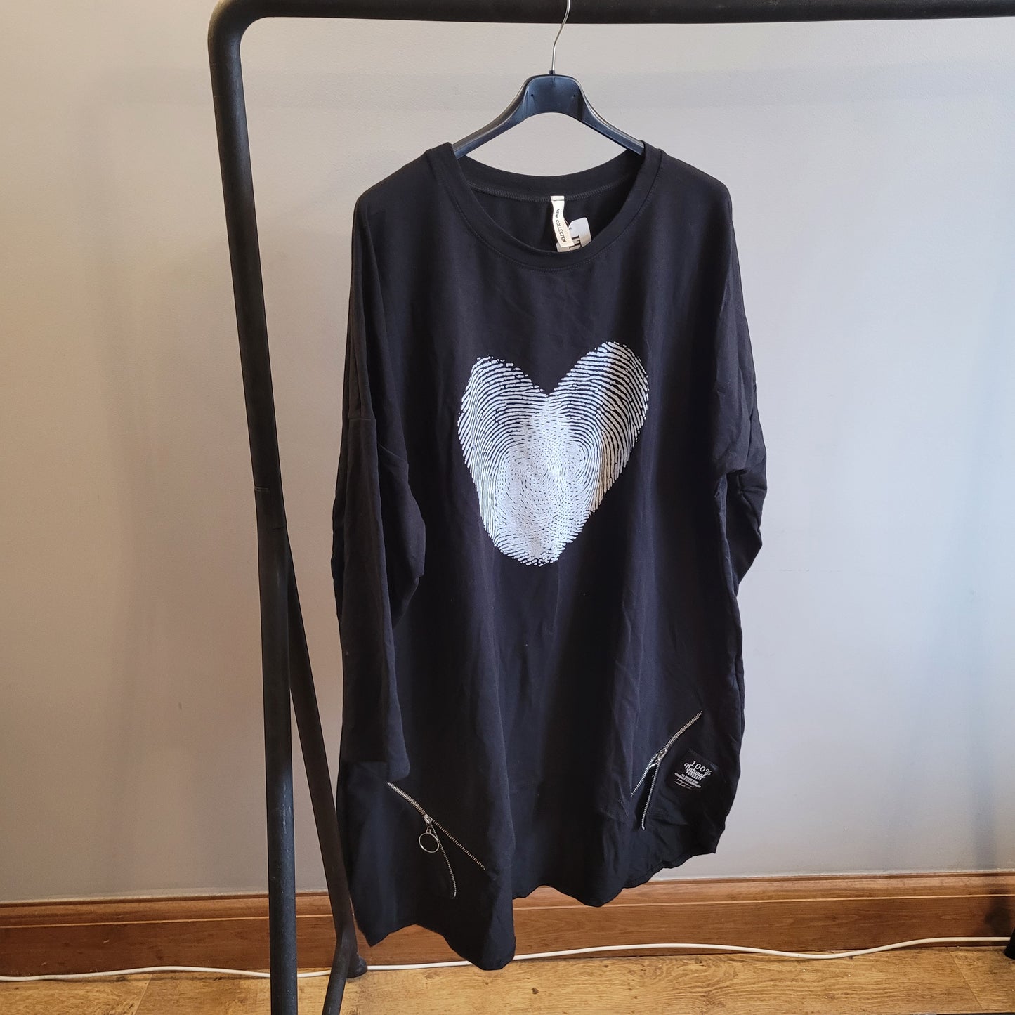 Finger Print Heart Top